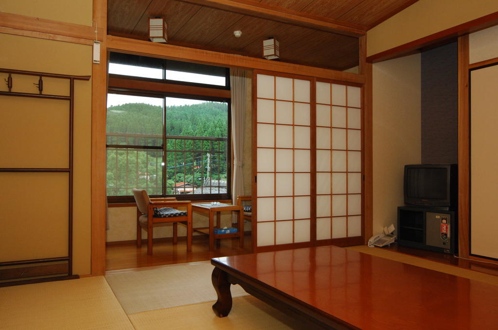 Ryokan Yunosako ميناميوغوني الغرفة الصورة